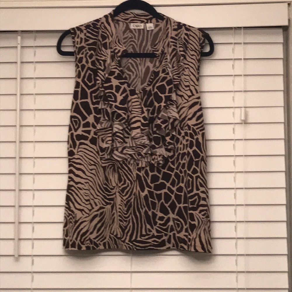 Sleeveless top